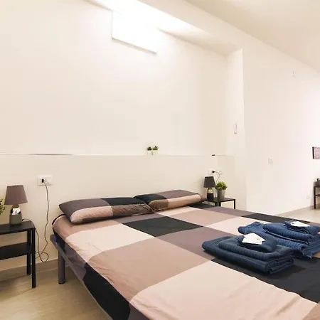 Eureka House Apartment *